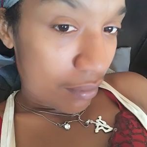 Meet your Posher, Sylvia